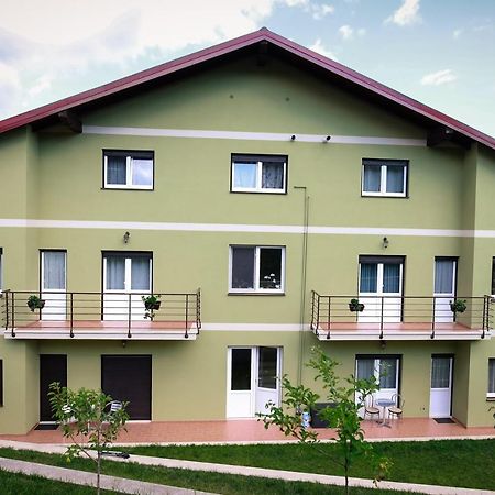 Green House Alba Iulia Exterior photo