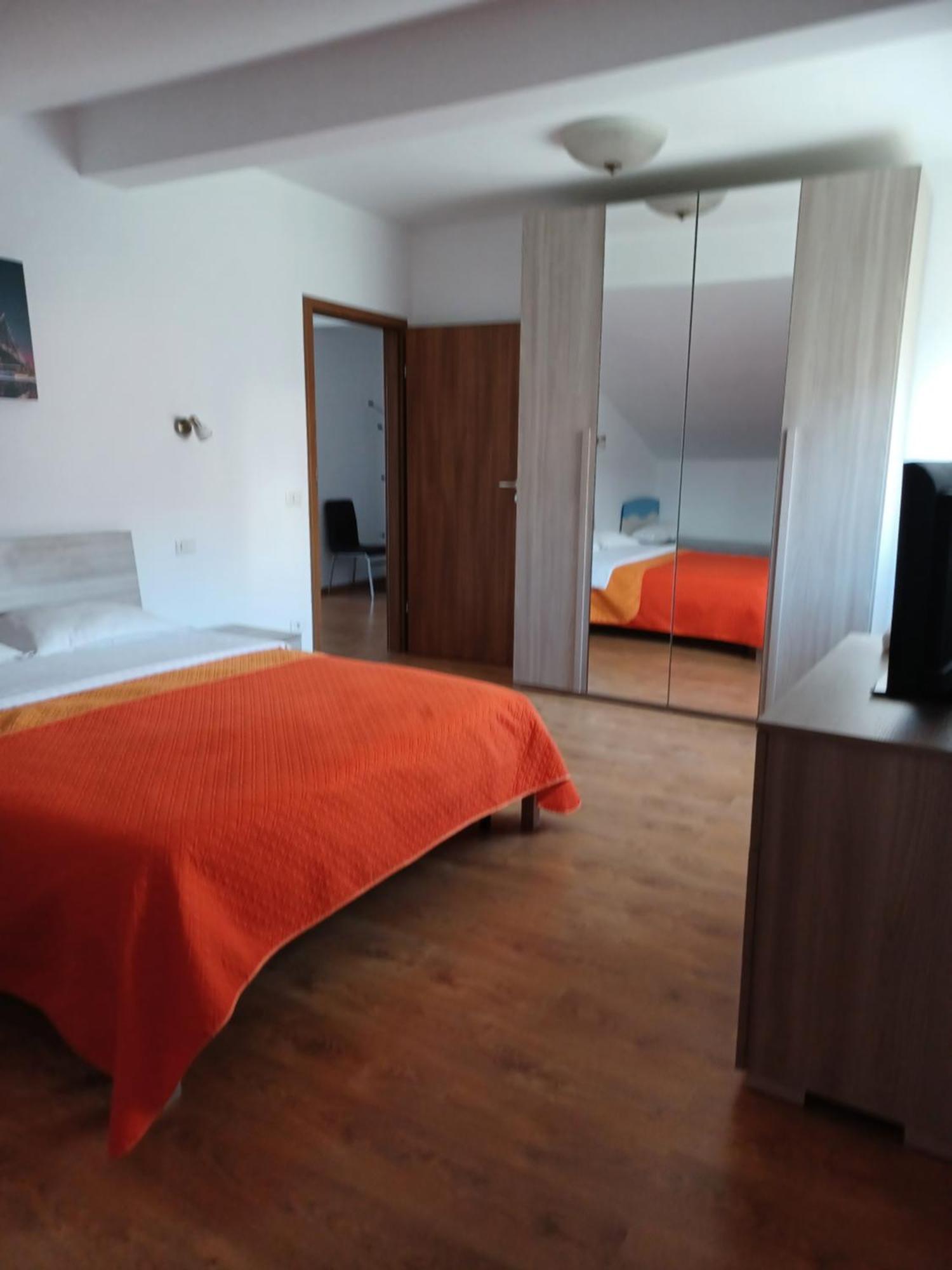 Green House Alba Iulia Room photo